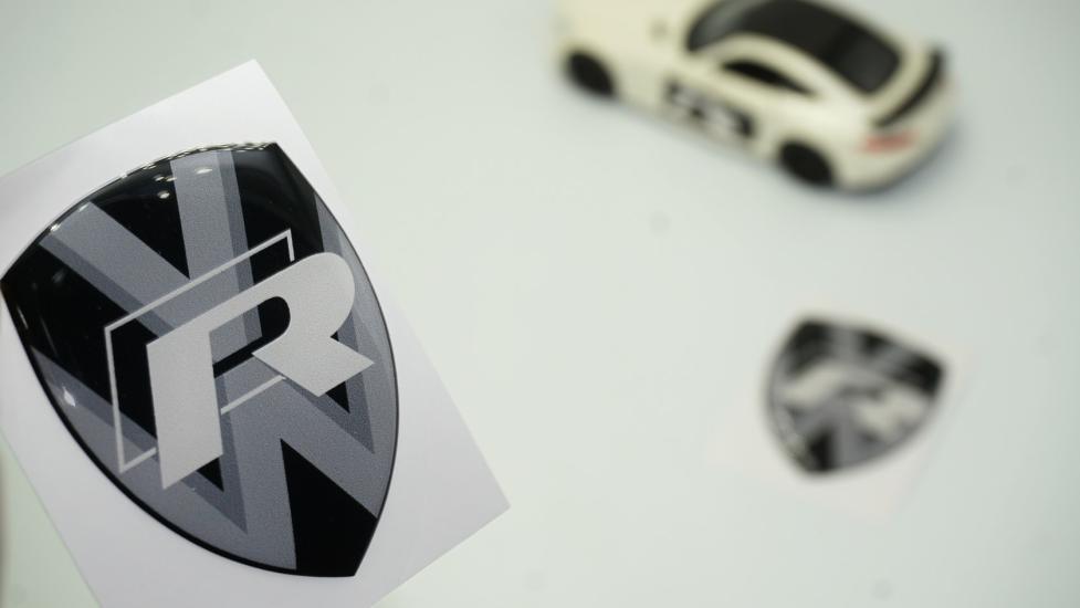 Volkswagen R Line Çamurluk Yanı Damla Desen Logo Arma Seti
