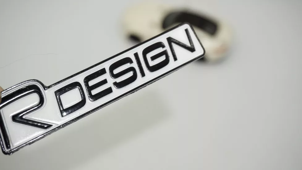 DK Tuning Volvo R Design Bagaj Siyah Beyaz ABS Yazı Logo Arma