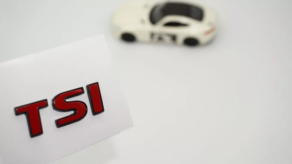 DK Tuning Volkswagen TSi Bagaj 3 Kırmızı Siyah ABS Logo Amblem