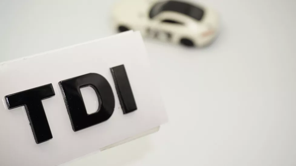 DK Tuning TDi Bagaj Siyah ABS Yazı Logo Volkswagen İle Uyumlu