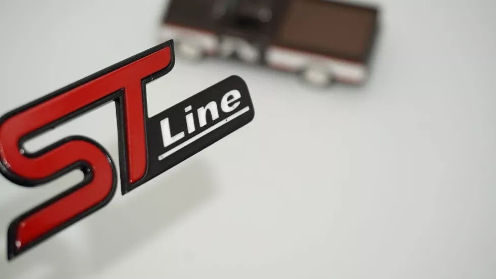 DK Tuning ST Line Logo Bagaj Beyaz Kırmızı ABS Logo Arma Ford İle Uyumlu