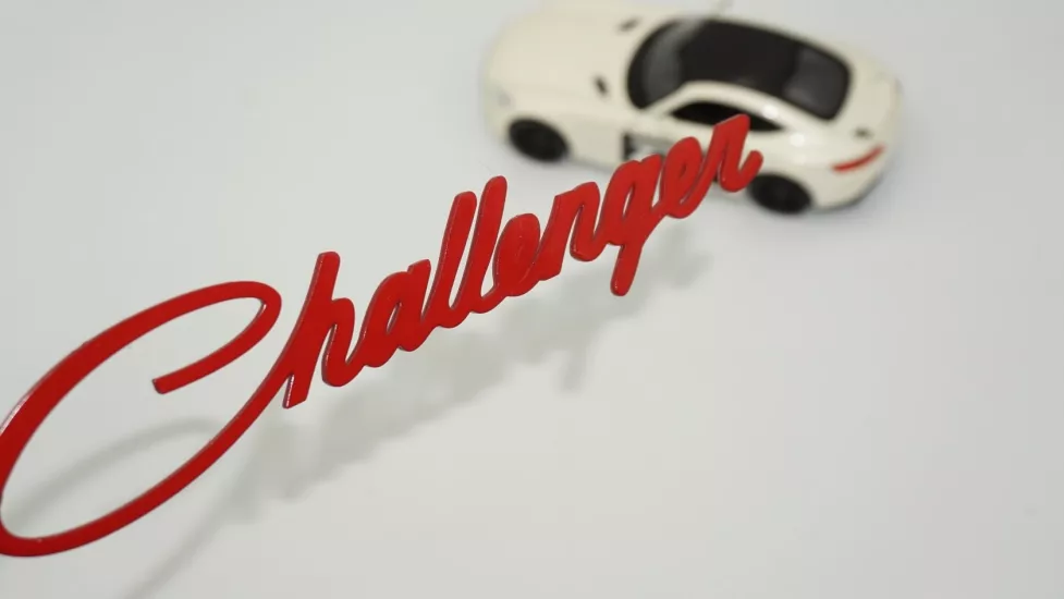 DK Tuning Dodge Challenger Bagaj Kırmızı Yazı Logo Arma