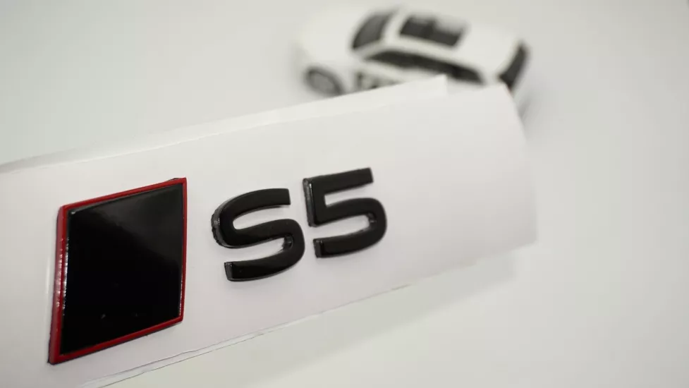 DK Tuning S5 2025+ Bagaj Siyah Yazı Logo Arma Audi İle Uyumlu