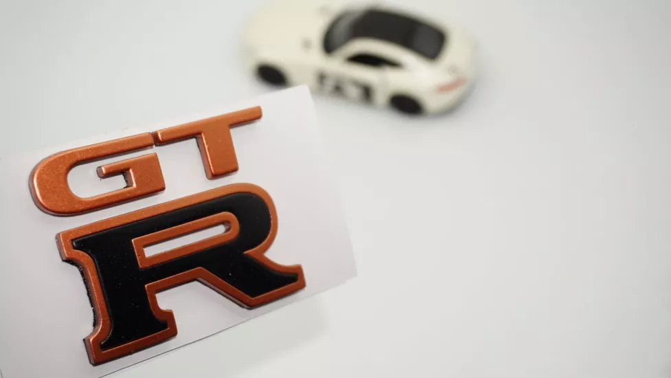 DK Tuning Nissan GTR Bagaj Bronz Siyah Logo Amblem Arma