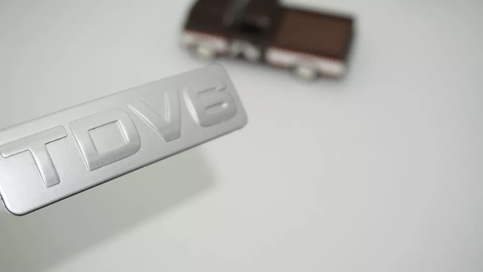 DK Tuning Range Rover L322 L320 TDV6 Bagaj Gri ABS Logo Amblem
